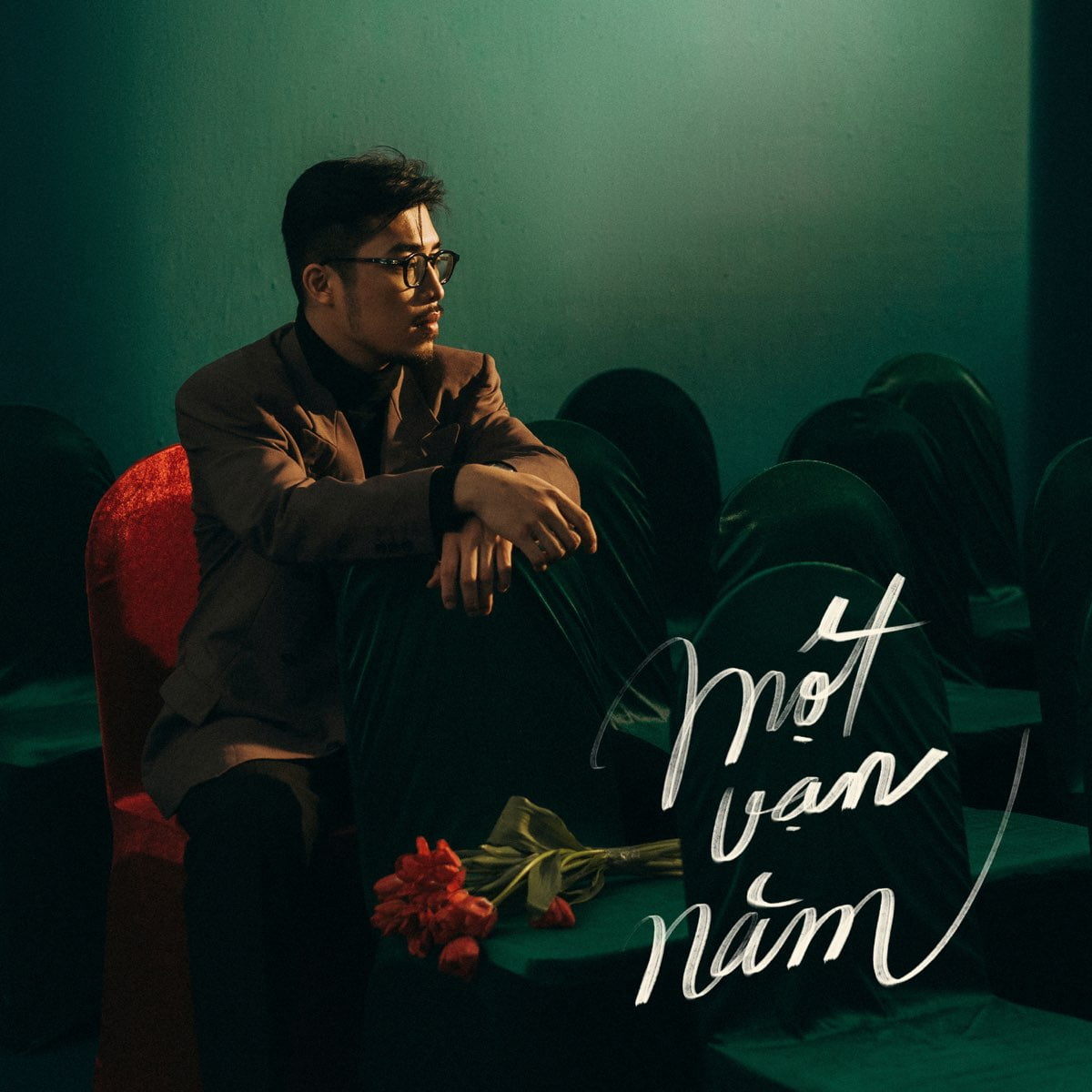 Một Vạn Năm by Vũ.